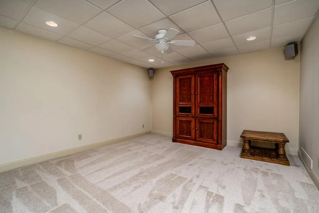 210 Grogans Landing, Sandy Springs, Georgia 30350, 5 Bedrooms Bedrooms, ,4 BathroomsBathrooms,Residential,Sold,210 Grogans Landing,6872505