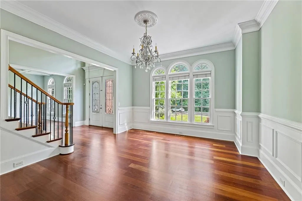 4130 Spalding Drive, Sandy Springs, Georgia 30350, 5 Bedrooms Bedrooms, ,4 BathroomsBathrooms,Residential,Sold,4130 Spalding Drive,7230612