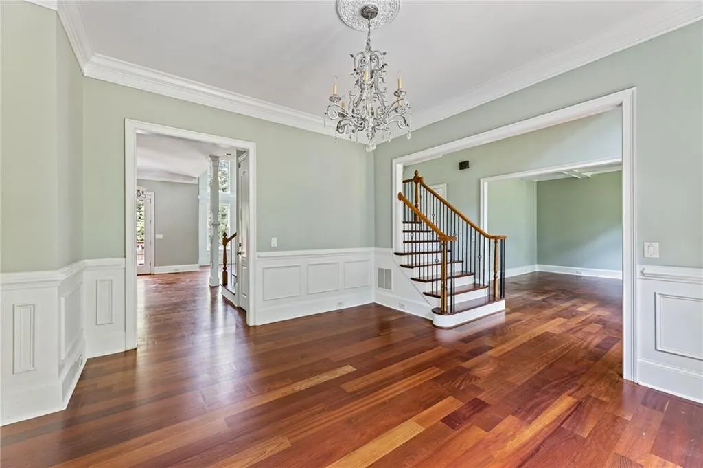 4130 Spalding Drive, Sandy Springs, Georgia 30350, 5 Bedrooms Bedrooms, ,4 BathroomsBathrooms,Residential,Sold,4130 Spalding Drive,7230612