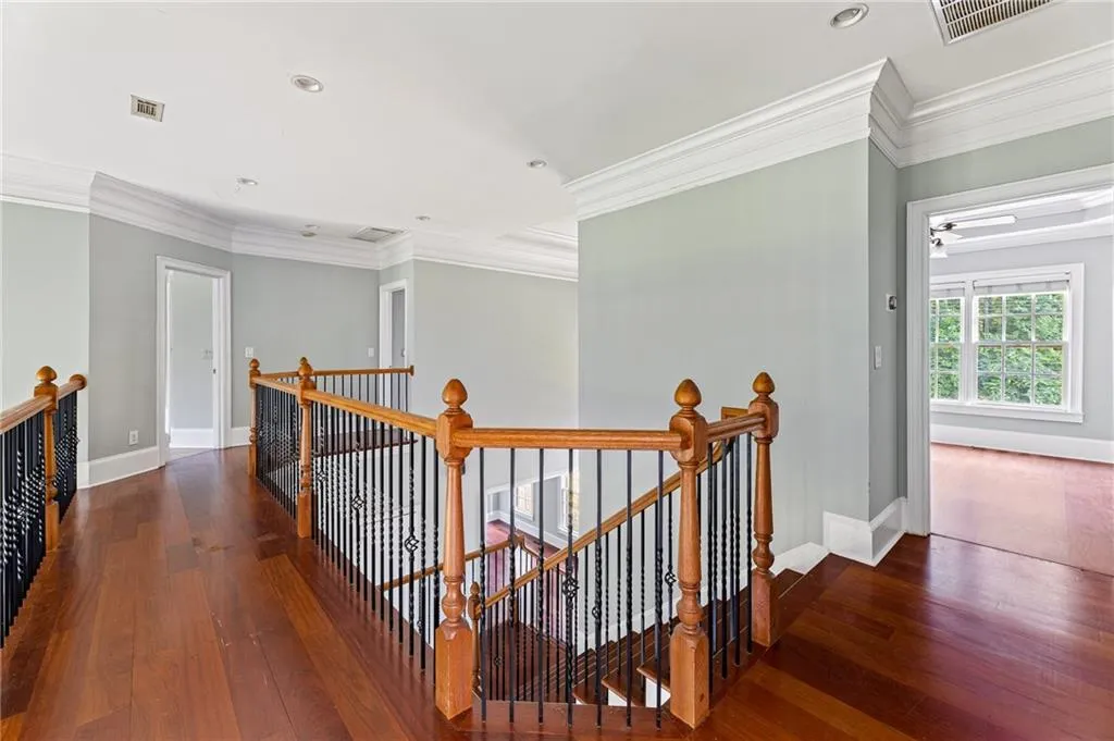 4130 Spalding Drive, Sandy Springs, Georgia 30350, 5 Bedrooms Bedrooms, ,4 BathroomsBathrooms,Residential,Sold,4130 Spalding Drive,7230612