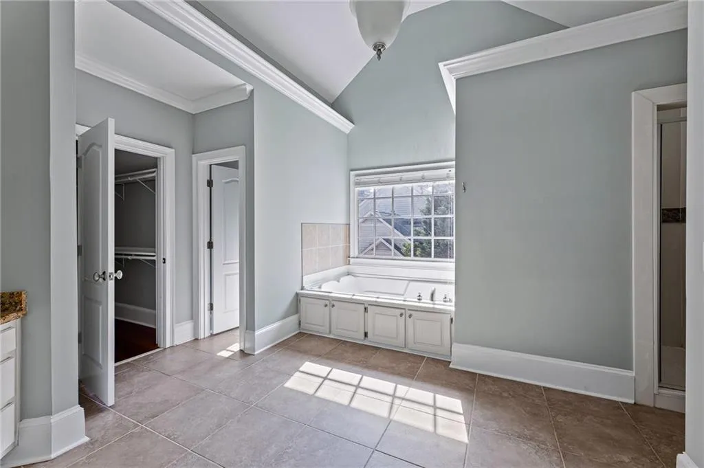 4130 Spalding Drive, Sandy Springs, Georgia 30350, 5 Bedrooms Bedrooms, ,4 BathroomsBathrooms,Residential,Sold,4130 Spalding Drive,7230612
