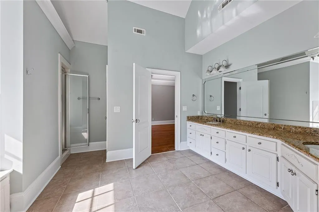 4130 Spalding Drive, Sandy Springs, Georgia 30350, 5 Bedrooms Bedrooms, ,4 BathroomsBathrooms,Residential,Sold,4130 Spalding Drive,7230612