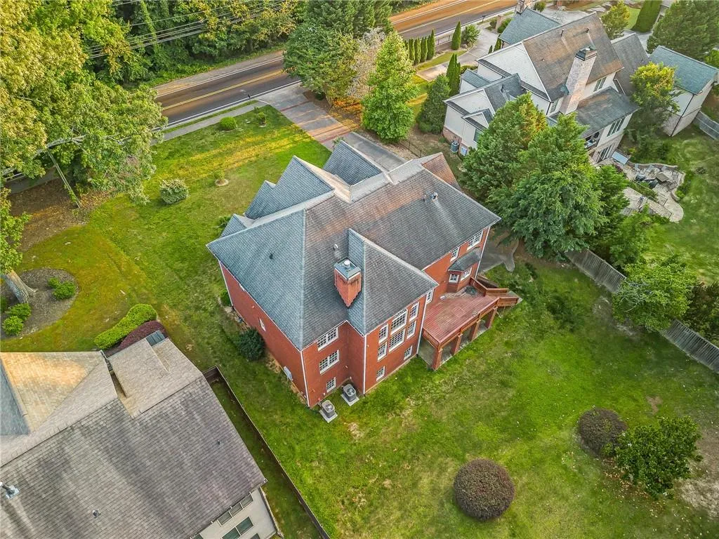 4130 Spalding Drive, Sandy Springs, Georgia 30350, 5 Bedrooms Bedrooms, ,4 BathroomsBathrooms,Residential,Sold,4130 Spalding Drive,7230612