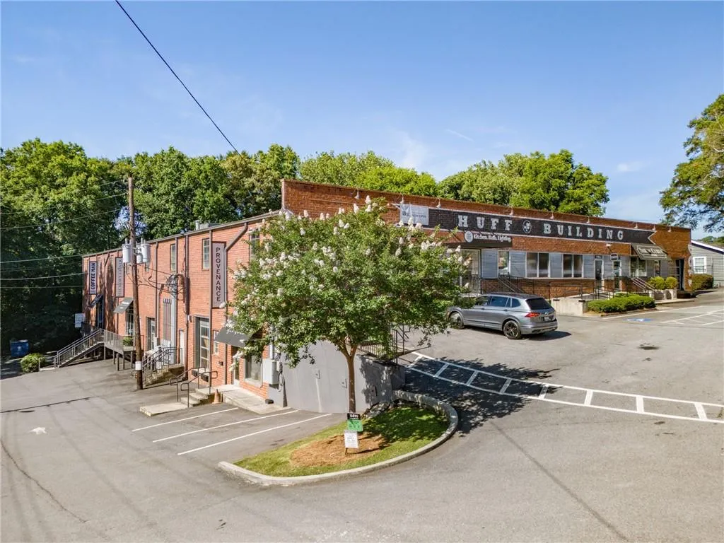 1529 Liberty Parkway Nw Unit 2314, Atlanta, Georgia 30318, 3 Bedrooms Bedrooms, ,2 BathroomsBathrooms,Residential,For Sale,1529 Liberty Parkway Nw Unit 2314,7589789