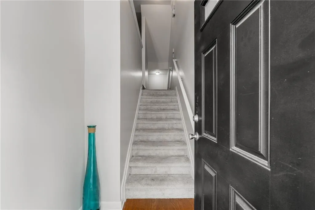 1529 Liberty Parkway Nw Unit 2314, Atlanta, Georgia 30318, 3 Bedrooms Bedrooms, ,2 BathroomsBathrooms,Residential,For Sale,1529 Liberty Parkway Nw Unit 2314,7589789