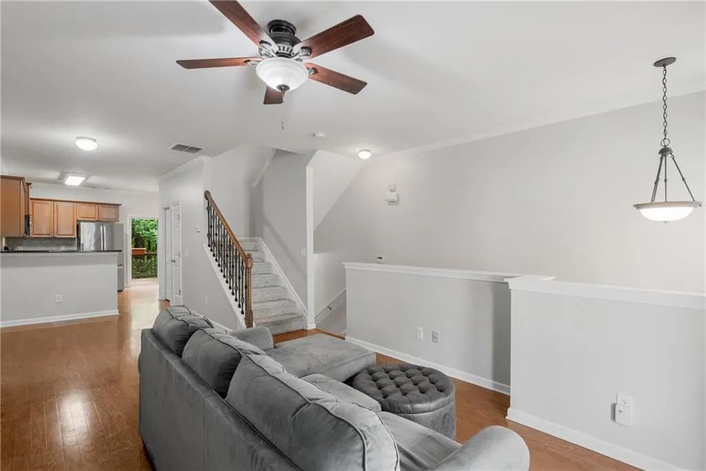 1529 Liberty Parkway Nw Unit 2314, Atlanta, Georgia 30318, 3 Bedrooms Bedrooms, ,2 BathroomsBathrooms,Residential,For Sale,1529 Liberty Parkway Nw Unit 2314,7589789