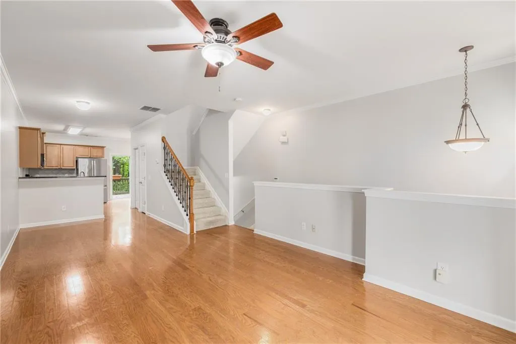 1529 Liberty Parkway Nw Unit 2314, Atlanta, Georgia 30318, 3 Bedrooms Bedrooms, ,2 BathroomsBathrooms,Residential,Sold,1529 Liberty Parkway Nw Unit 2314,7589789