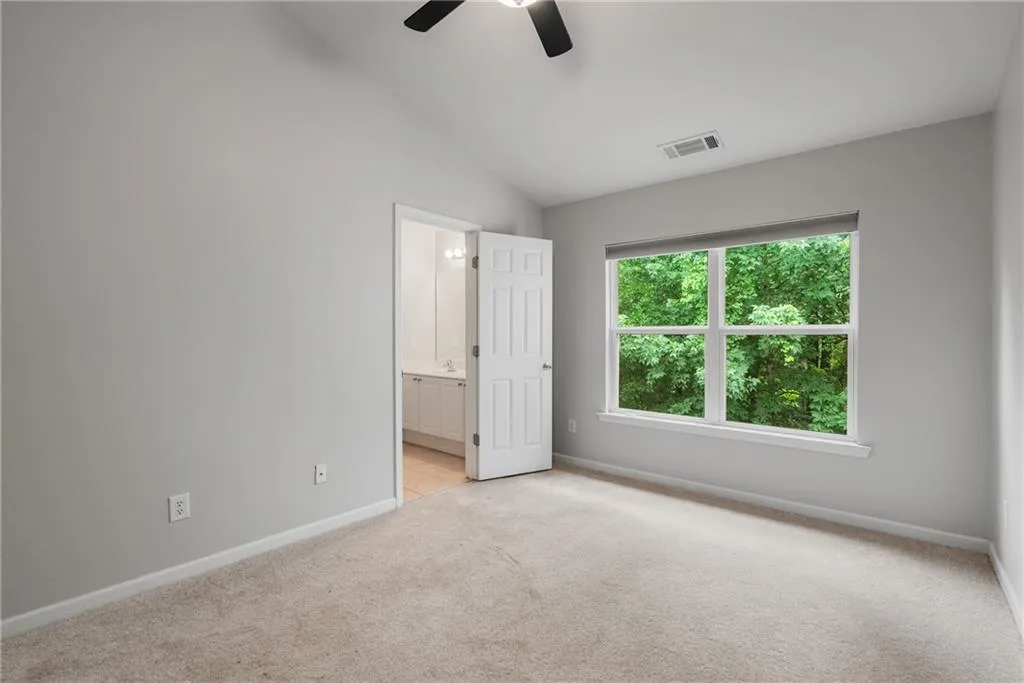 1529 Liberty Parkway Nw Unit 2314, Atlanta, Georgia 30318, 3 Bedrooms Bedrooms, ,2 BathroomsBathrooms,Residential,For Sale,1529 Liberty Parkway Nw Unit 2314,7589789