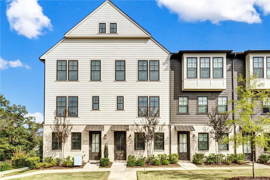 6641 Beacon Drive, Sandy Springs, Georgia 30328, 3 Bedrooms Bedrooms, ,3 BathroomsBathrooms,Residential,For Sale,6641 Beacon Drive,7669712