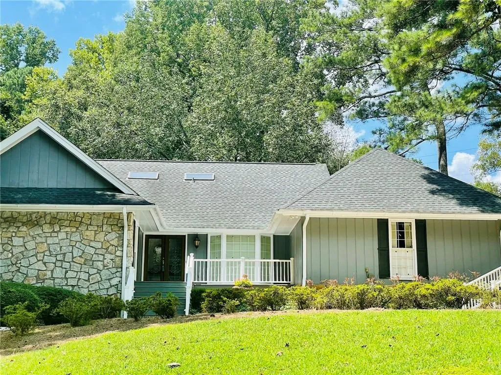 8390 Valley Tarn, Atlanta, Georgia 30350, 4 Bedrooms Bedrooms, ,3 BathroomsBathrooms,Residential,Sold,8390 Valley Tarn,6891620