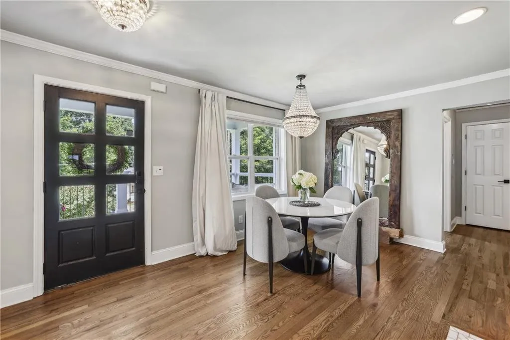 502 Hascall Road Nw, Atlanta, Georgia 30309, 3 Bedrooms Bedrooms, ,3 BathroomsBathrooms,Residential,Sold,502 Hascall Road Nw,7604395