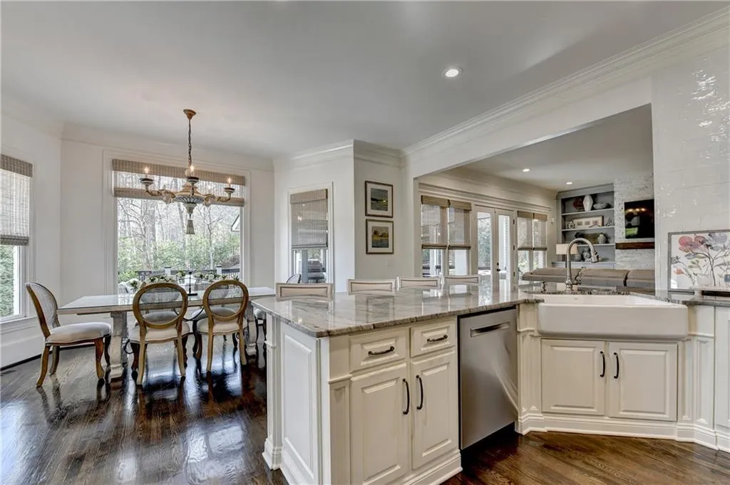 333 Caruso Court, Atlanta, Georgia 30350, 7 Bedrooms Bedrooms, ,6 BathroomsBathrooms,Residential,Sold,333 Caruso Court,7697009