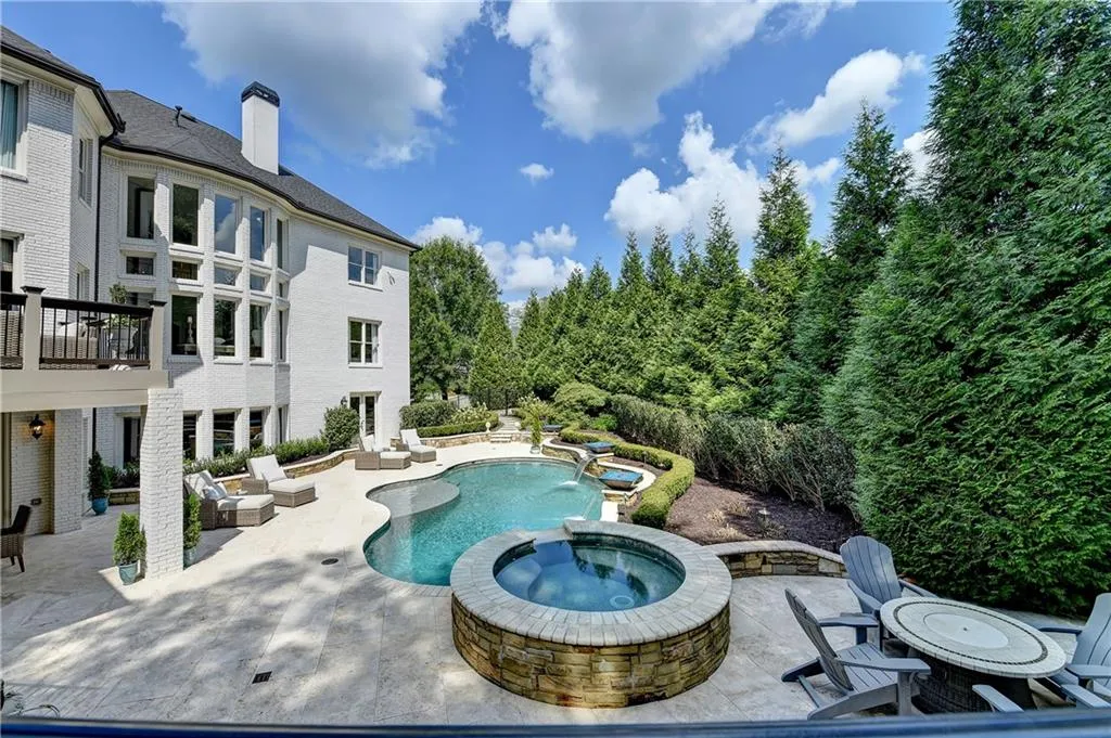 333 Caruso Court, Atlanta, Georgia 30350, 7 Bedrooms Bedrooms, ,6 BathroomsBathrooms,Residential,Sold,333 Caruso Court,7697009