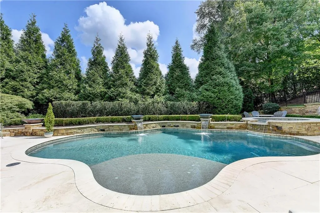 333 Caruso Court, Atlanta, Georgia 30350, 7 Bedrooms Bedrooms, ,6 BathroomsBathrooms,Residential,Sold,333 Caruso Court,7697009