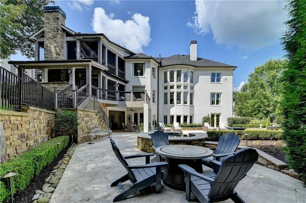 333 Caruso Court, Atlanta, Georgia 30350, 7 Bedrooms Bedrooms, ,6 BathroomsBathrooms,Residential,Sold,333 Caruso Court,7697009