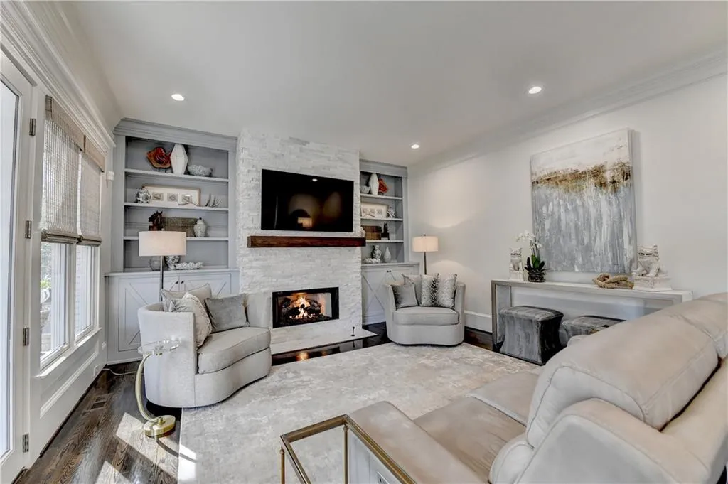 333 Caruso Court, Atlanta, Georgia 30350, 7 Bedrooms Bedrooms, ,6 BathroomsBathrooms,Residential,Sold,333 Caruso Court,7697009