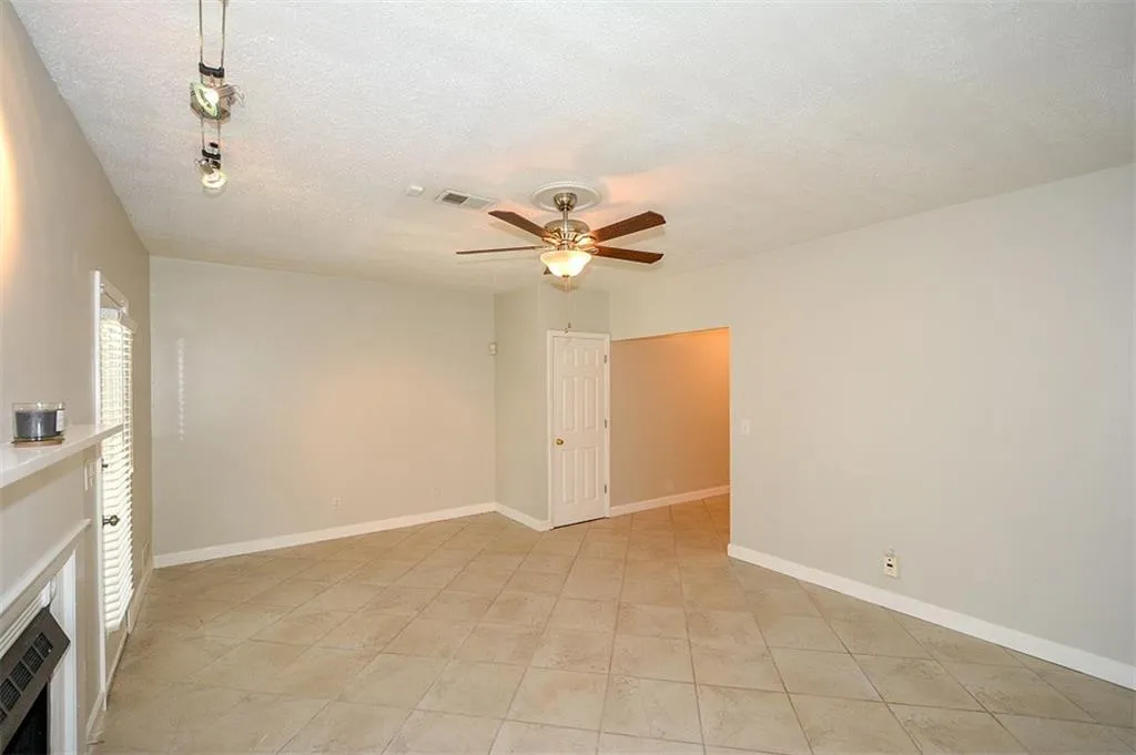 604 Wedgewood Way, Sandy Springs, Georgia 30350, 2 Bedrooms Bedrooms, ,2 BathroomsBathrooms,Residential,Sold,604 Wedgewood Way,5950475