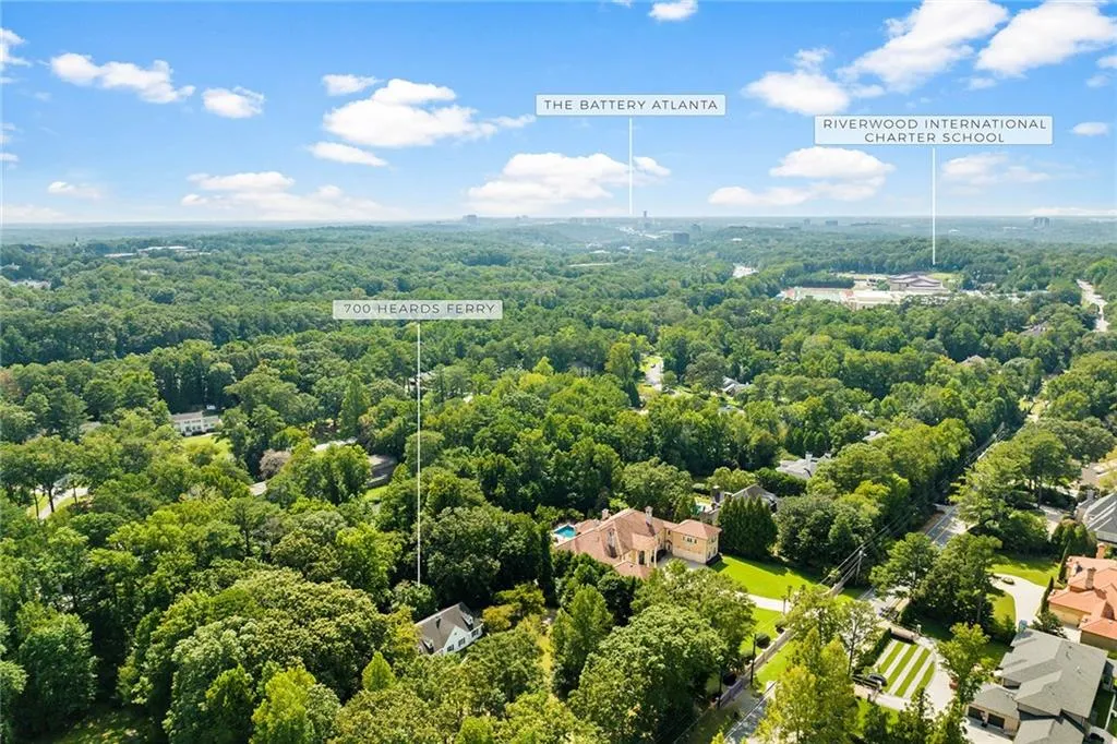 700 Heards Ferry Road, Atlanta, Georgia 30328, 3 Bedrooms Bedrooms, ,2 BathroomsBathrooms,Land,Sold,700 Heards Ferry Road,7272826