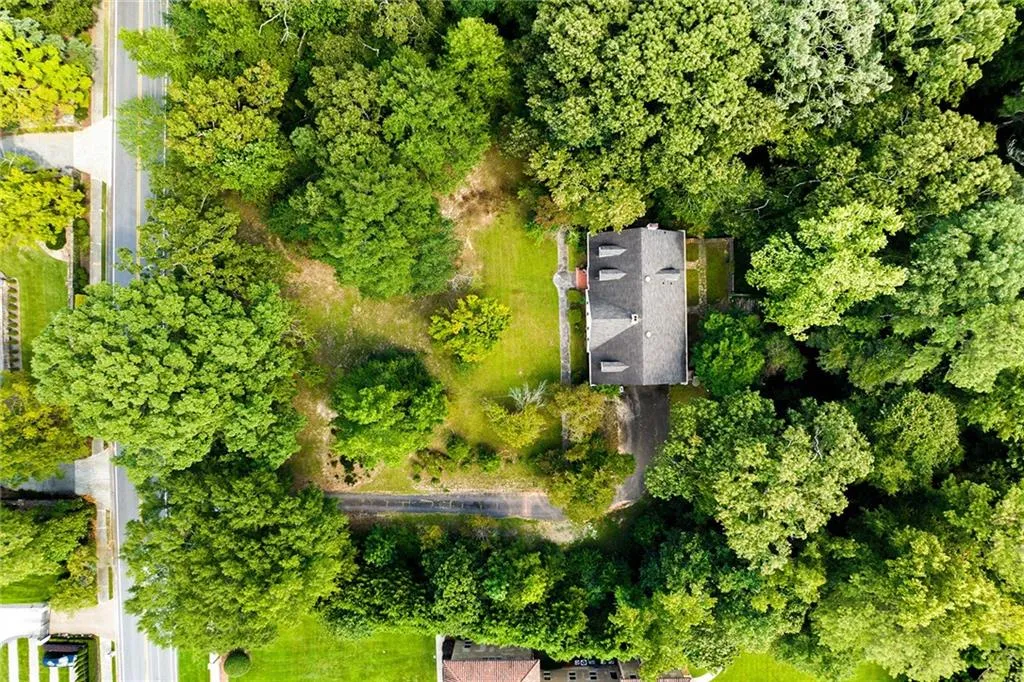 700 Heards Ferry Road, Atlanta, Georgia 30328, 3 Bedrooms Bedrooms, ,2 BathroomsBathrooms,Land,Sold,700 Heards Ferry Road,7272826