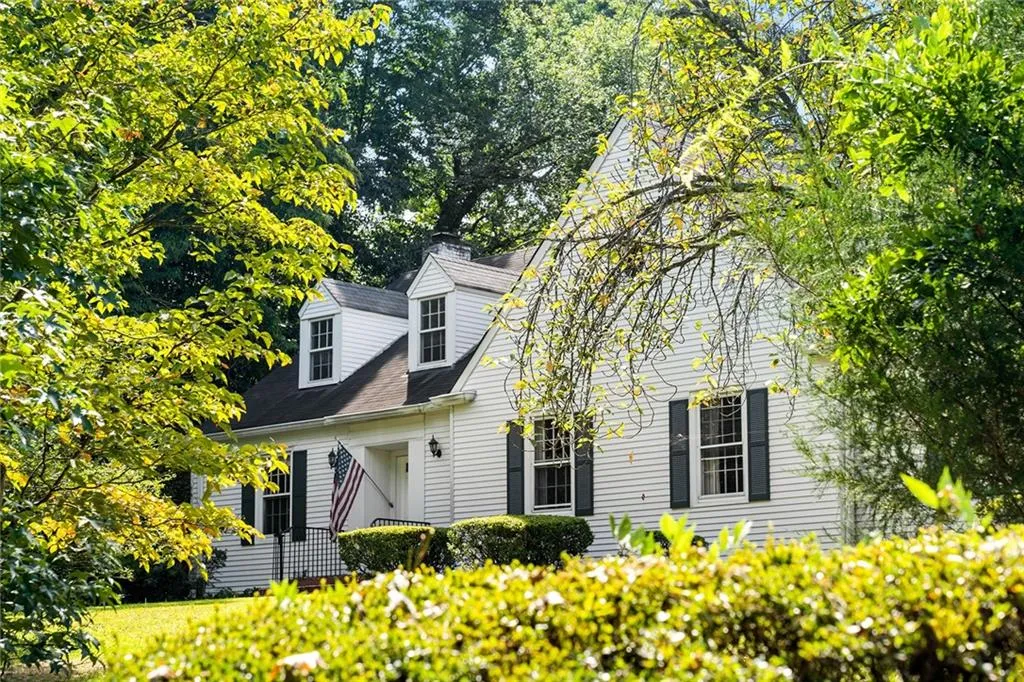 700 Heards Ferry Road, Atlanta, Georgia 30328, 3 Bedrooms Bedrooms, ,2 BathroomsBathrooms,Land,Sold,700 Heards Ferry Road,7272826