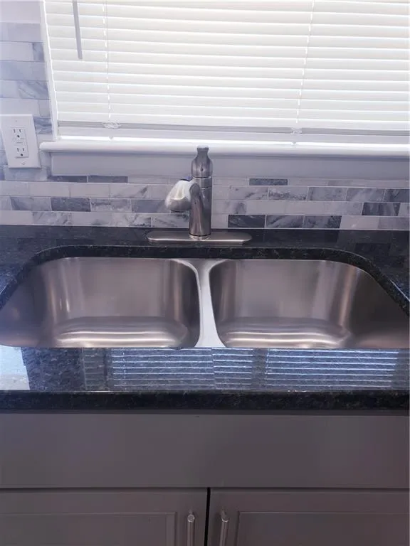 7308 Cardigan Circle, Sandy Springs, Georgia 30328, 3 Bedrooms Bedrooms, ,2 BathroomsBathrooms,Residential,Sold,7308 Cardigan Circle,6919213