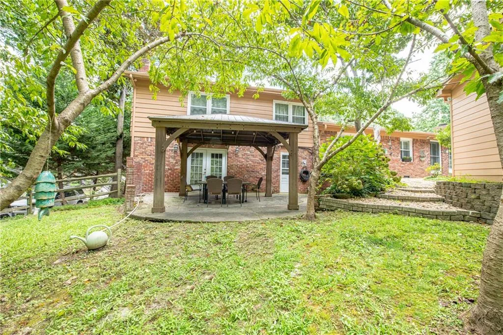 6470 Wright Circle, Atlanta, Georgia 30328, 4 Bedrooms Bedrooms, ,3 BathroomsBathrooms,Residential,Sold,6470 Wright Circle,6927854