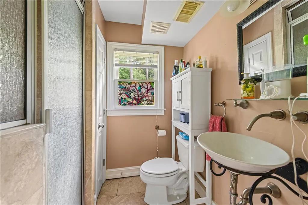 6470 Wright Circle, Atlanta, Georgia 30328, 4 Bedrooms Bedrooms, ,3 BathroomsBathrooms,Residential,Sold,6470 Wright Circle,6927854