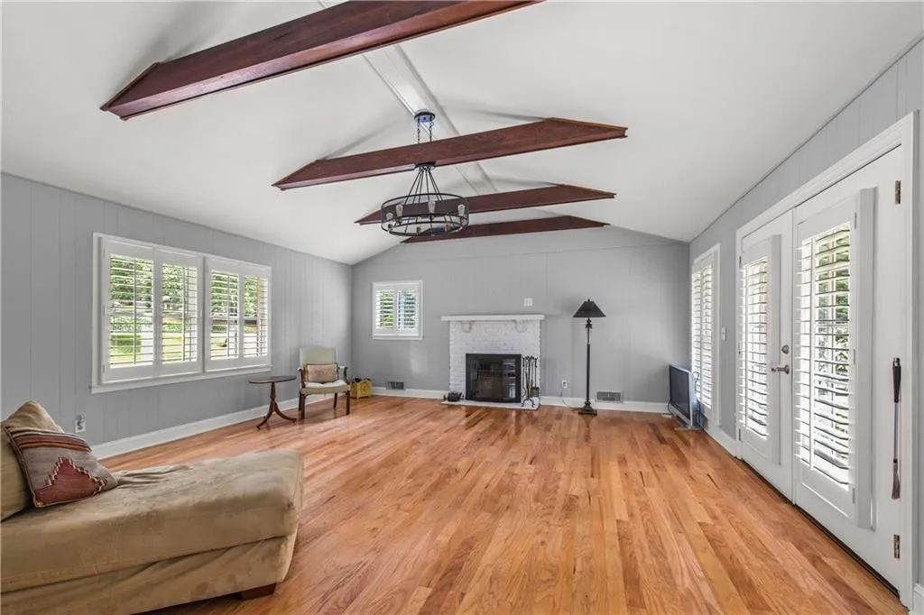 6470 Wright Circle, Atlanta, Georgia 30328, 4 Bedrooms Bedrooms, ,3 BathroomsBathrooms,Residential,Sold,6470 Wright Circle,6927854