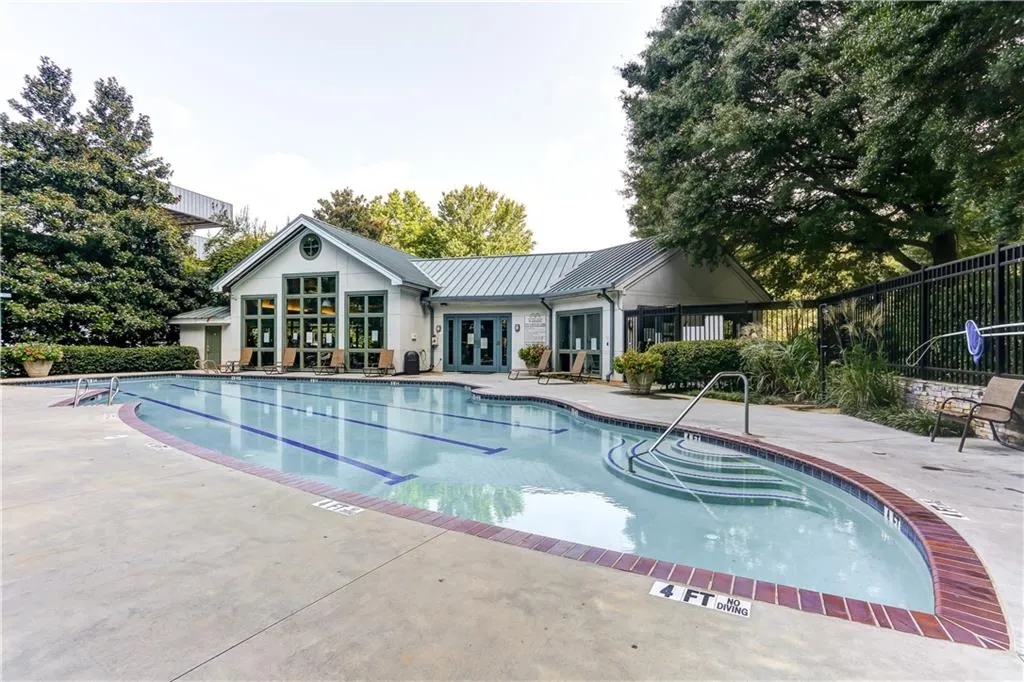 2870 Pharr Court South Nw Unit 1408, Atlanta, Georgia 30305, 1 Bedroom Bedrooms, ,1 BathroomBathrooms,Residential,For Sale,2870 Pharr Court South Nw Unit 1408,7617808