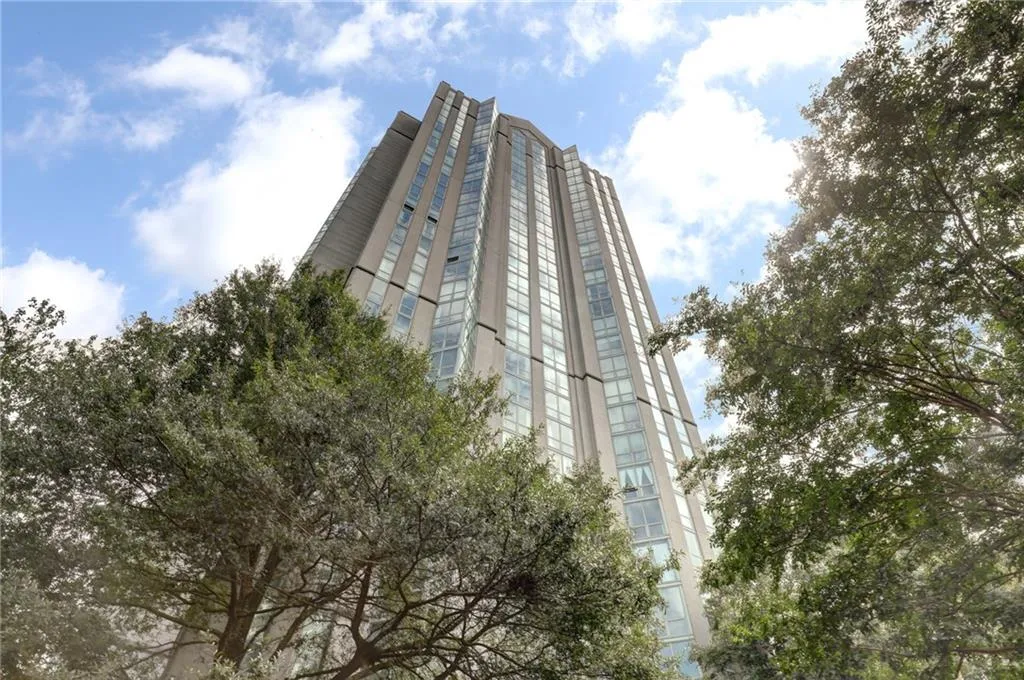 2870 Pharr Court South Nw Unit 1408, Atlanta, Georgia 30305, 1 Bedroom Bedrooms, ,1 BathroomBathrooms,Residential,For Sale,2870 Pharr Court South Nw Unit 1408,7617808
