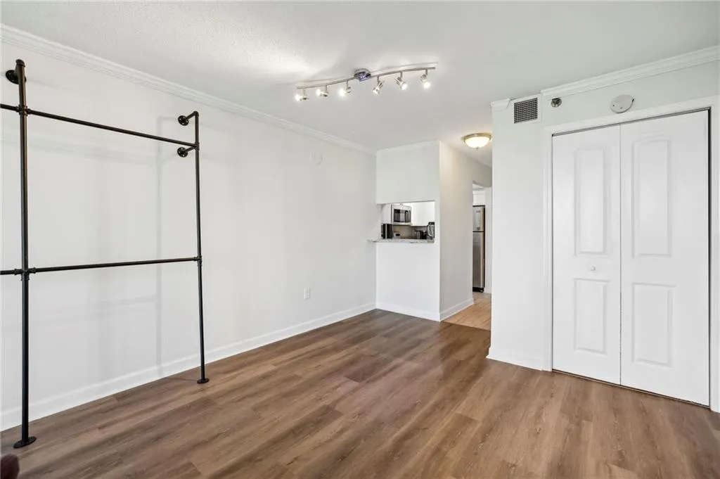 2870 Pharr Court South Nw Unit 1408, Atlanta, Georgia 30305, 1 Bedroom Bedrooms, ,1 BathroomBathrooms,Residential,For Sale,2870 Pharr Court South Nw Unit 1408,7617808