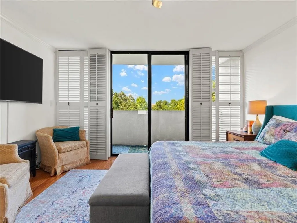 3530 Piedmont Road Ne Unit 11a, Atlanta, Georgia 30305, 2 Bedrooms Bedrooms, ,2 BathroomsBathrooms,Residential,For Sale,3530 Piedmont Road Ne Unit 11a,7638178