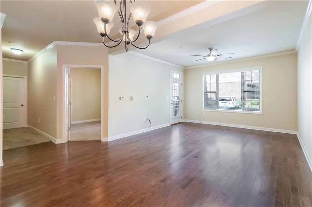 7265 Glisten Avenue Unit 116, Sandy Springs, Georgia 30328, 2 Bedrooms Bedrooms, ,2 BathroomsBathrooms,Residential,Sold,7265 Glisten Avenue Unit 116,7241544