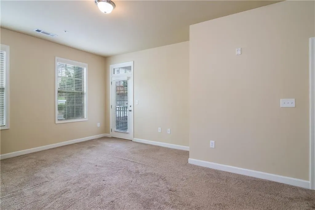 7265 Glisten Avenue Unit 116, Sandy Springs, Georgia 30328, 2 Bedrooms Bedrooms, ,2 BathroomsBathrooms,Residential,Sold,7265 Glisten Avenue Unit 116,7241544