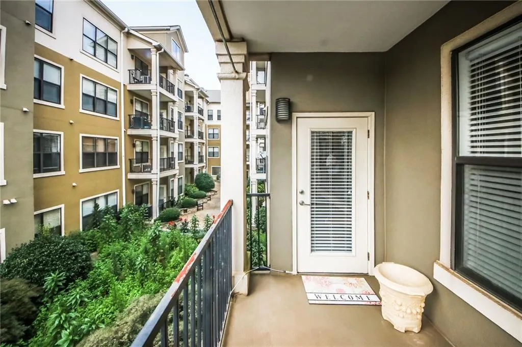 799 Hammond Drive Unit 228, Sandy Springs, Georgia 30328, 2 Bedrooms Bedrooms, ,2 BathroomsBathrooms,Residential,Sold,799 Hammond Drive Unit 228,6921139