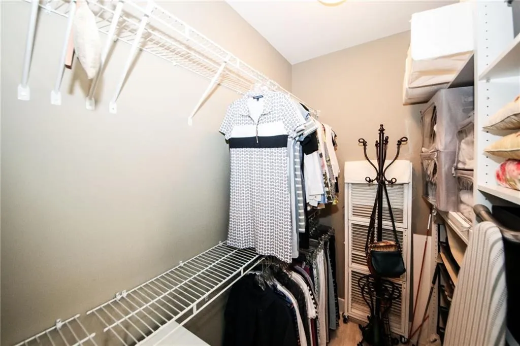 799 Hammond Drive Unit 228, Sandy Springs, Georgia 30328, 2 Bedrooms Bedrooms, ,2 BathroomsBathrooms,Residential,Sold,799 Hammond Drive Unit 228,6921139