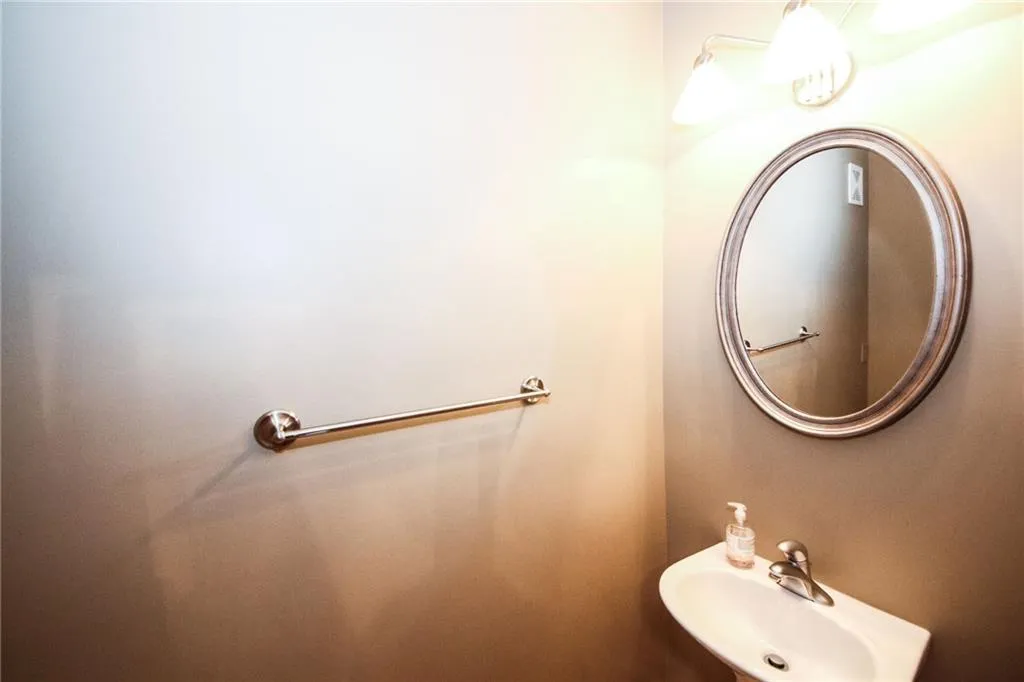 799 Hammond Drive Unit 228, Sandy Springs, Georgia 30328, 2 Bedrooms Bedrooms, ,2 BathroomsBathrooms,Residential,Sold,799 Hammond Drive Unit 228,6921139