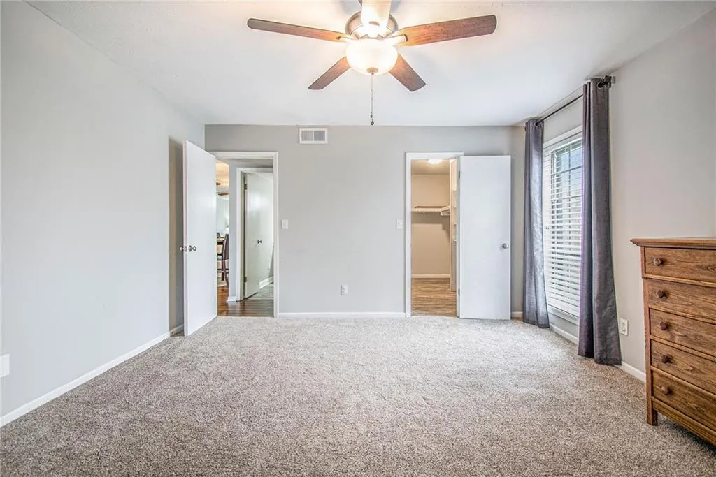 6851 Roswell Road Unit B7, Sandy Springs, Georgia 30328, 1 Bedroom Bedrooms, ,1 BathroomBathrooms,Residential,Sold,6851 Roswell Road Unit B7,7020371