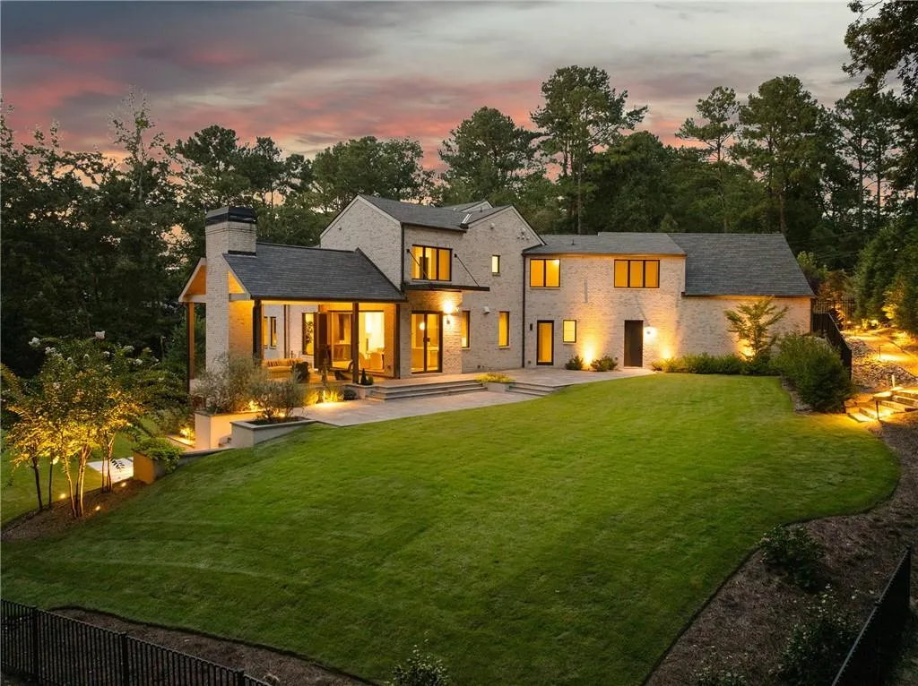 700 N Island Drive Nw, Atlanta, Georgia 30327, 6 Bedrooms Bedrooms, ,6 BathroomsBathrooms,Residential,For Sale,700 N Island Drive Nw,7629271