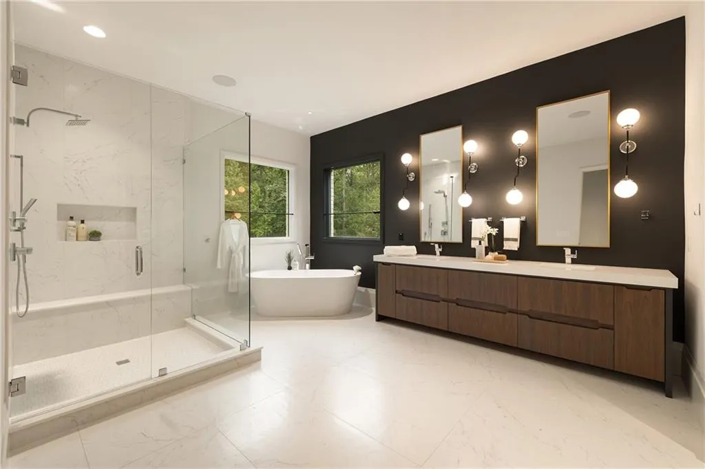 700 N Island Drive Nw, Atlanta, Georgia 30327, 6 Bedrooms Bedrooms, ,6 BathroomsBathrooms,Residential,For Sale,700 N Island Drive Nw,7629271