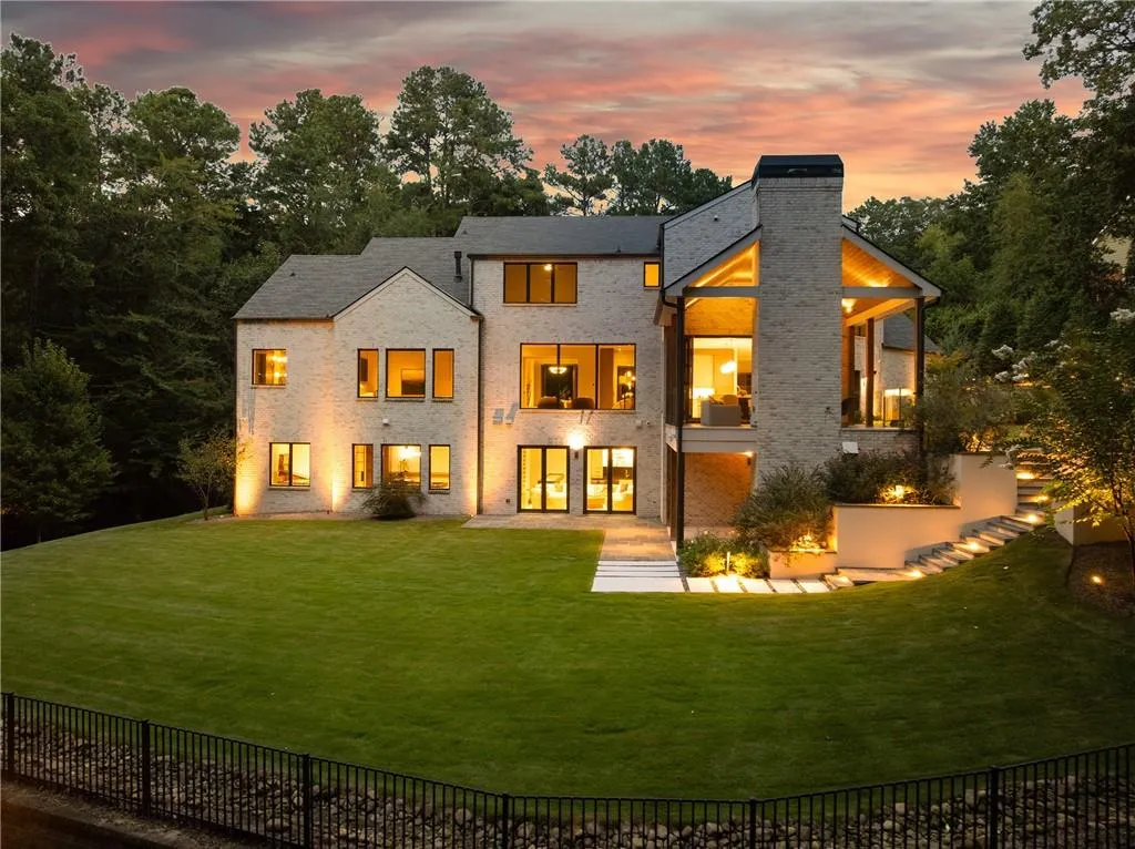 700 N Island Drive Nw, Atlanta, Georgia 30327, 6 Bedrooms Bedrooms, ,6 BathroomsBathrooms,Residential,For Sale,700 N Island Drive Nw,7629271
