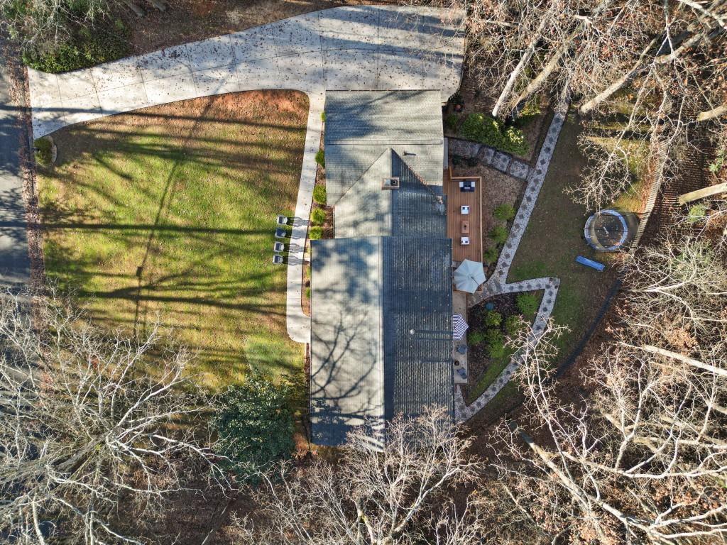 8965 Huntcliff Trace, Sandy Springs, Georgia 30350, 5 Bedrooms Bedrooms, ,4 BathroomsBathrooms,Residential,Sold,8965 Huntcliff Trace,7311770