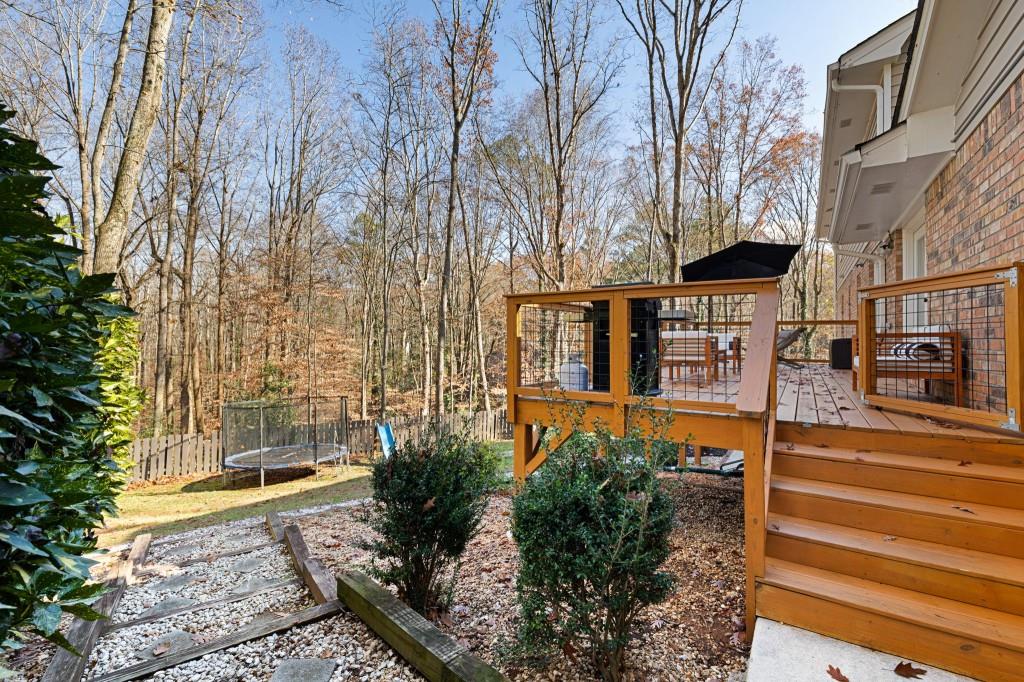 8965 Huntcliff Trace, Sandy Springs, Georgia 30350, 5 Bedrooms Bedrooms, ,4 BathroomsBathrooms,Residential,Sold,8965 Huntcliff Trace,7311770