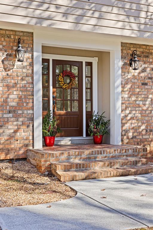 8965 Huntcliff Trace, Sandy Springs, Georgia 30350, 5 Bedrooms Bedrooms, ,4 BathroomsBathrooms,Residential,Sold,8965 Huntcliff Trace,7311770