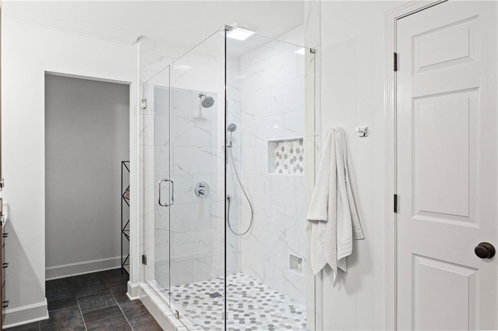 8965 Huntcliff Trace, Sandy Springs, Georgia 30350, 5 Bedrooms Bedrooms, ,4 BathroomsBathrooms,Residential,Sold,8965 Huntcliff Trace,7311770