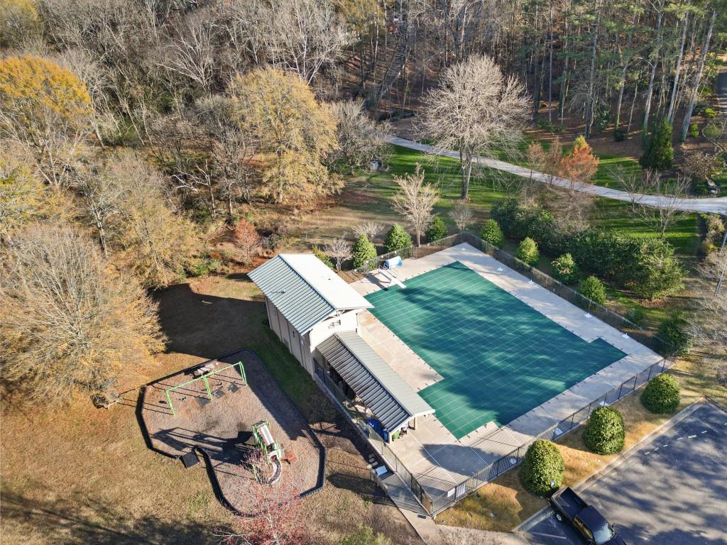 8965 Huntcliff Trace, Sandy Springs, Georgia 30350, 5 Bedrooms Bedrooms, ,4 BathroomsBathrooms,Residential,Sold,8965 Huntcliff Trace,7311770