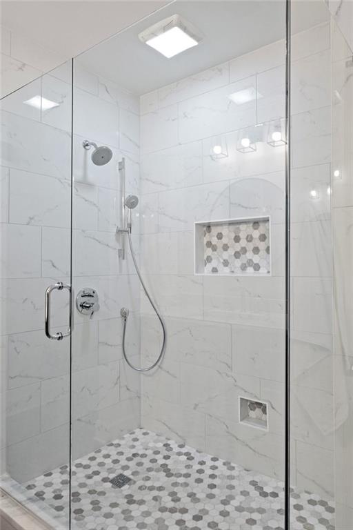 8965 Huntcliff Trace, Sandy Springs, Georgia 30350, 5 Bedrooms Bedrooms, ,4 BathroomsBathrooms,Residential,Sold,8965 Huntcliff Trace,7311770