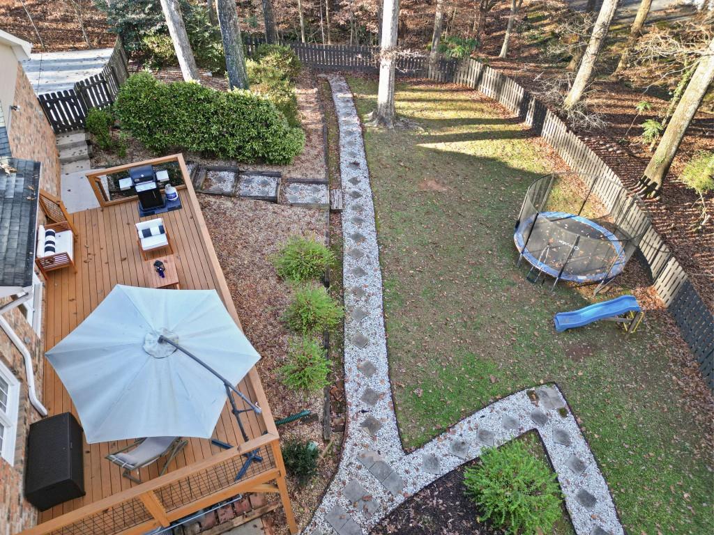 8965 Huntcliff Trace, Sandy Springs, Georgia 30350, 5 Bedrooms Bedrooms, ,4 BathroomsBathrooms,Residential,Sold,8965 Huntcliff Trace,7311770