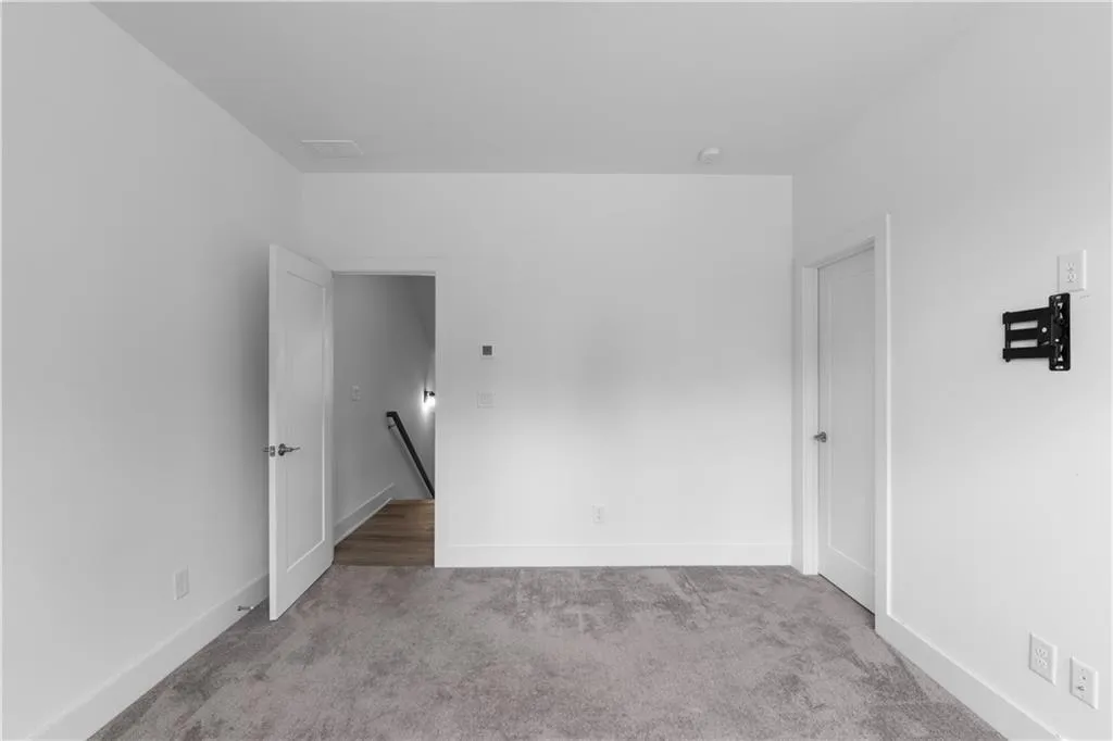 1261 Chelsea Circle, Atlanta, Georgia 30318, 2 Bedrooms Bedrooms, ,2 BathroomsBathrooms,Residential,For Sale,1261 Chelsea Circle,7615749