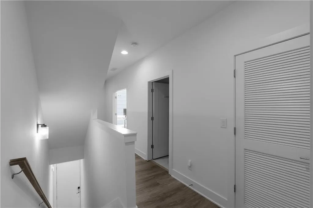 1261 Chelsea Circle, Atlanta, Georgia 30318, 2 Bedrooms Bedrooms, ,2 BathroomsBathrooms,Residential,For Sale,1261 Chelsea Circle,7615749